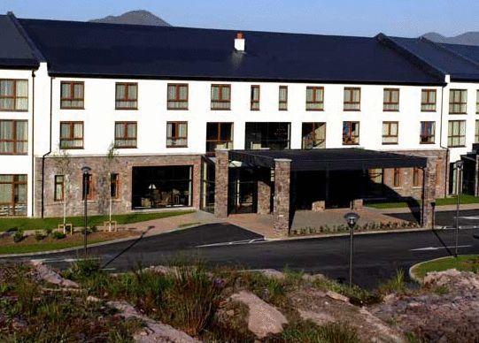 Golden'S Cove Apartments At Sneem Hotel 外观 照片